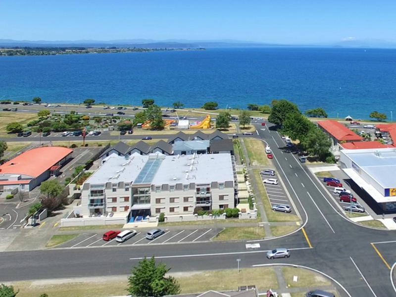Relax On Roberts - Taupo Holiday Home Exterior foto
